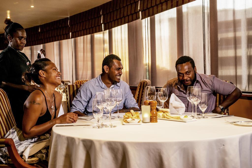 Crown Hotel Port Moresby Zewnętrze zdjęcie