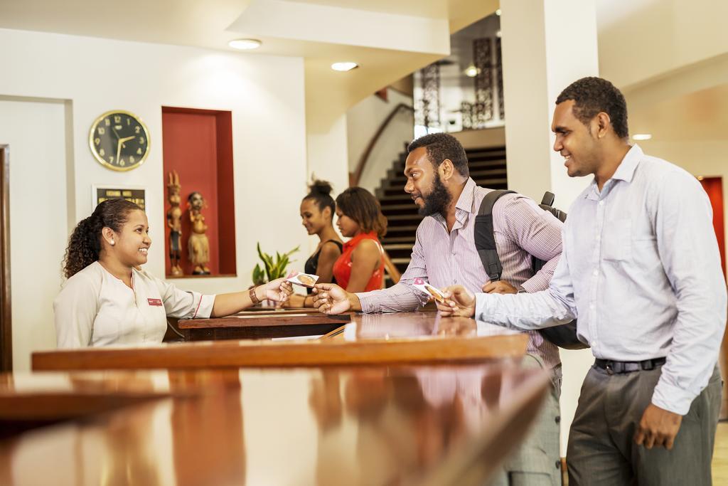 Crown Hotel Port Moresby Zewnętrze zdjęcie