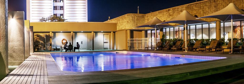 Crown Hotel Port Moresby Zewnętrze zdjęcie