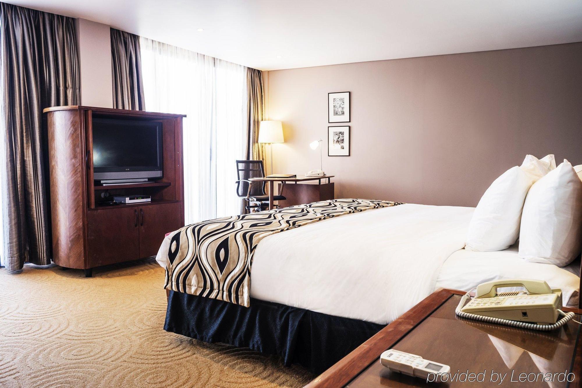 Crown Hotel Port Moresby Zewnętrze zdjęcie