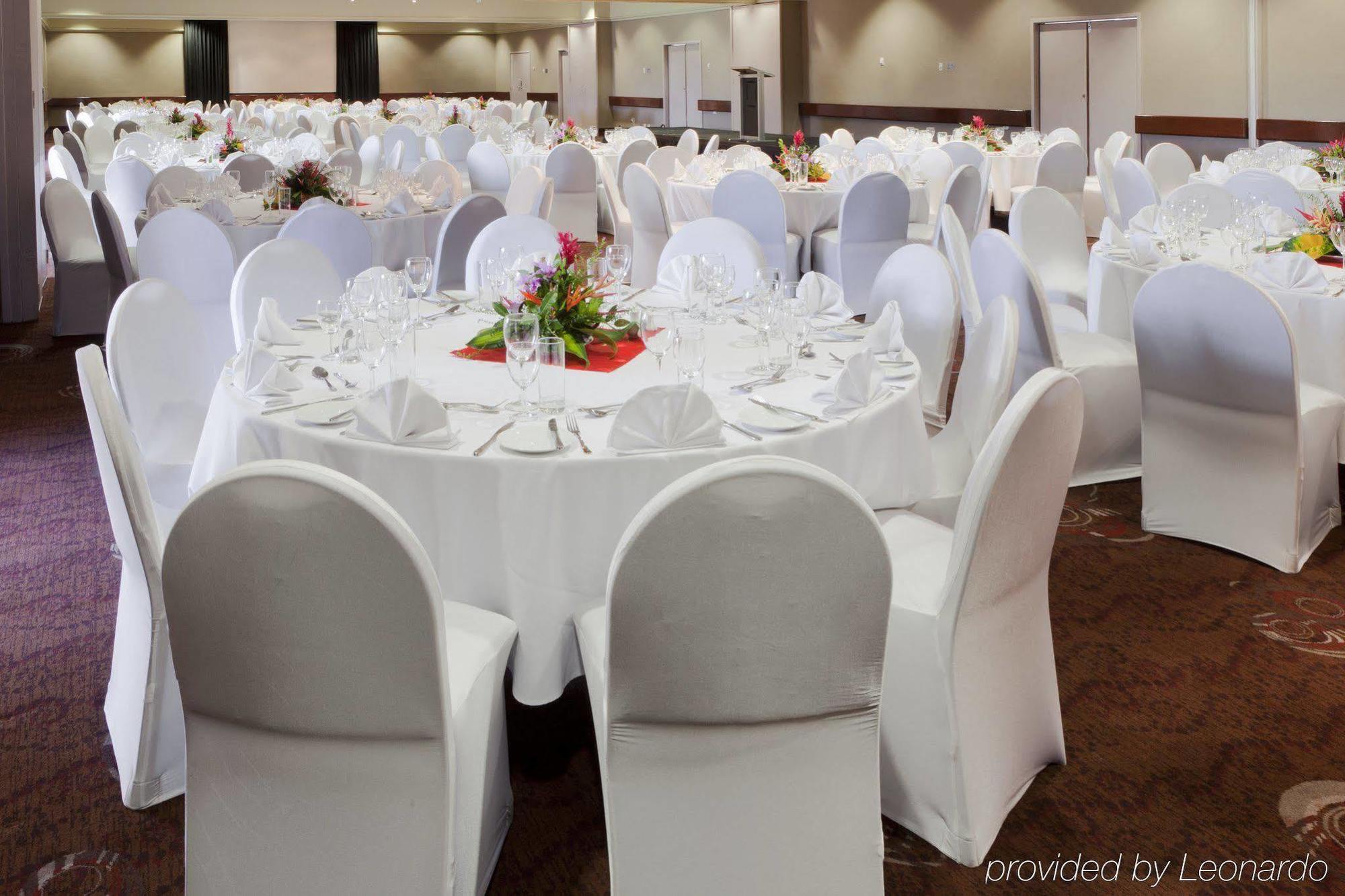 Crown Hotel Port Moresby Restauracja zdjęcie