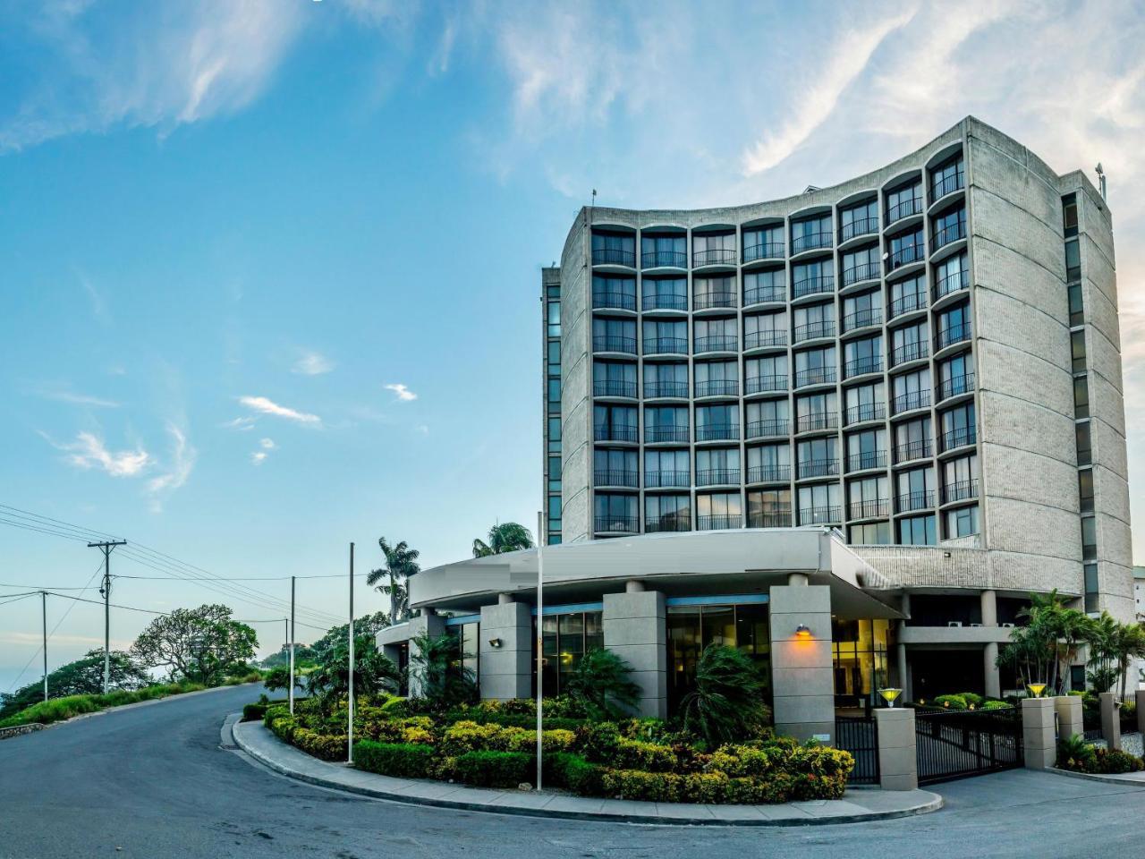 Crown Hotel Port Moresby Zewnętrze zdjęcie