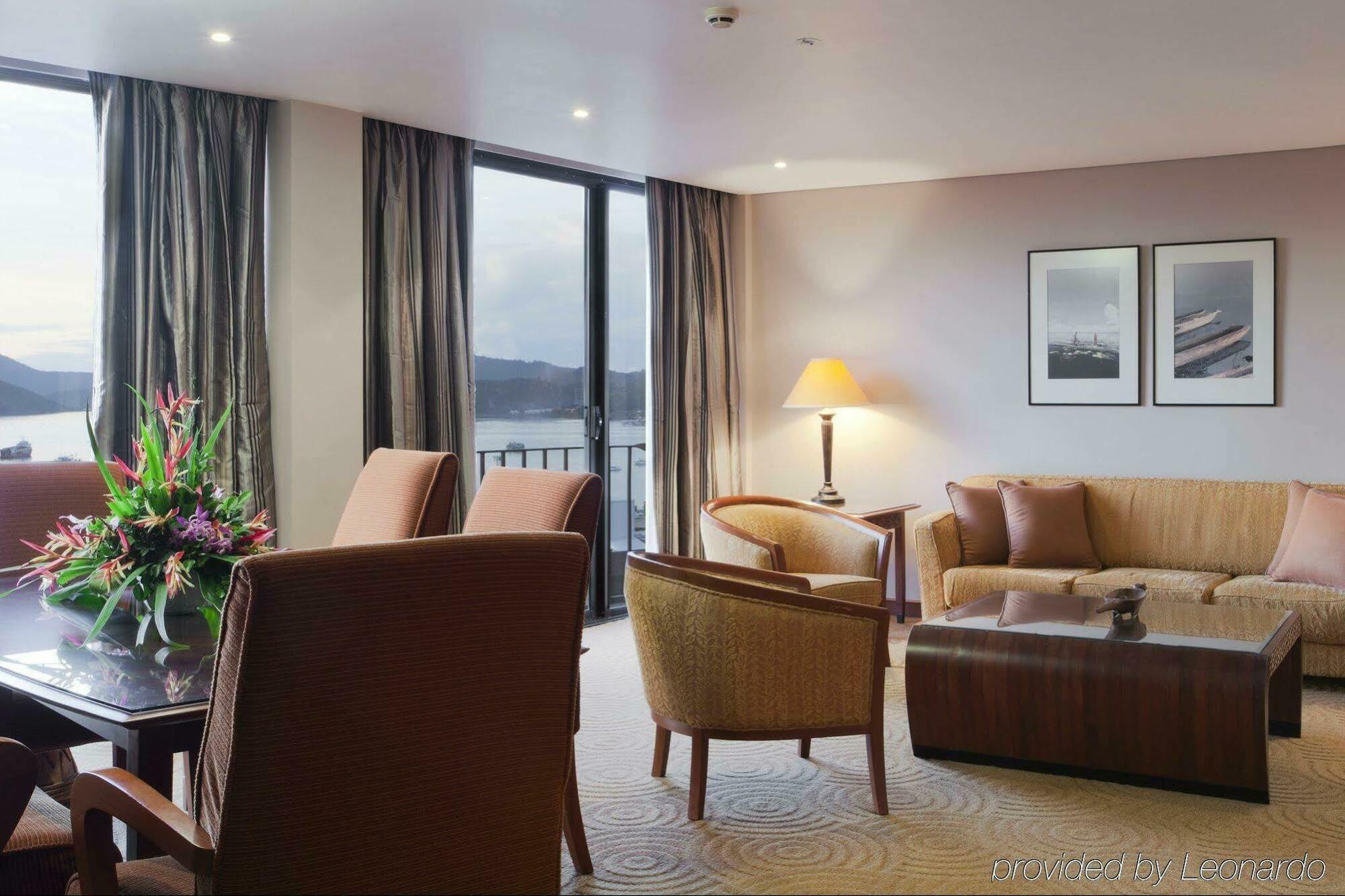 Crown Hotel Port Moresby Zewnętrze zdjęcie